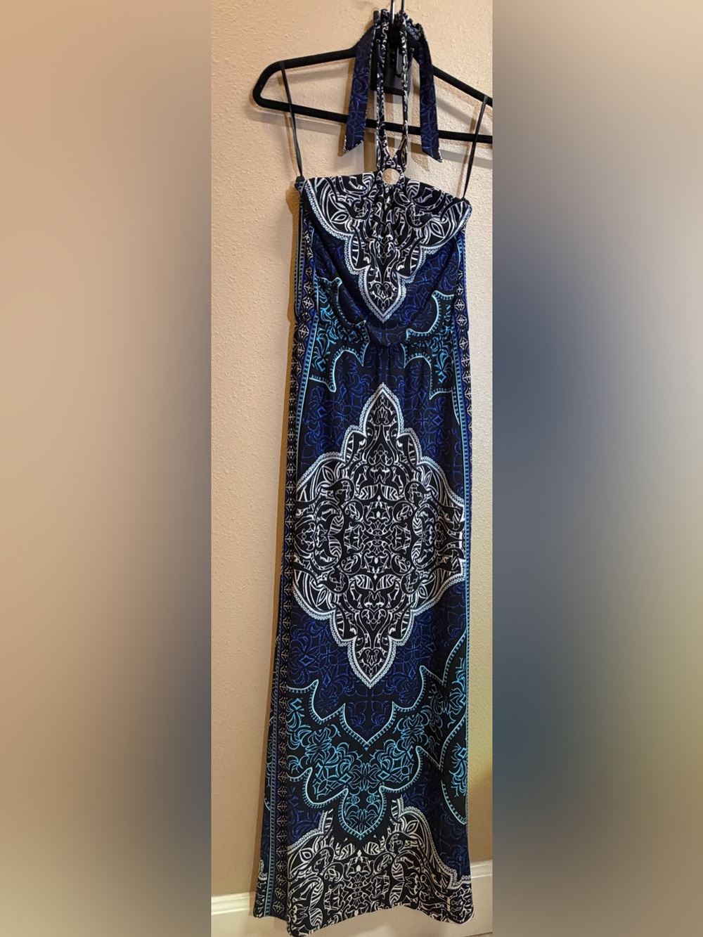 White House Black Market Teal/Blue Printed maxi dress